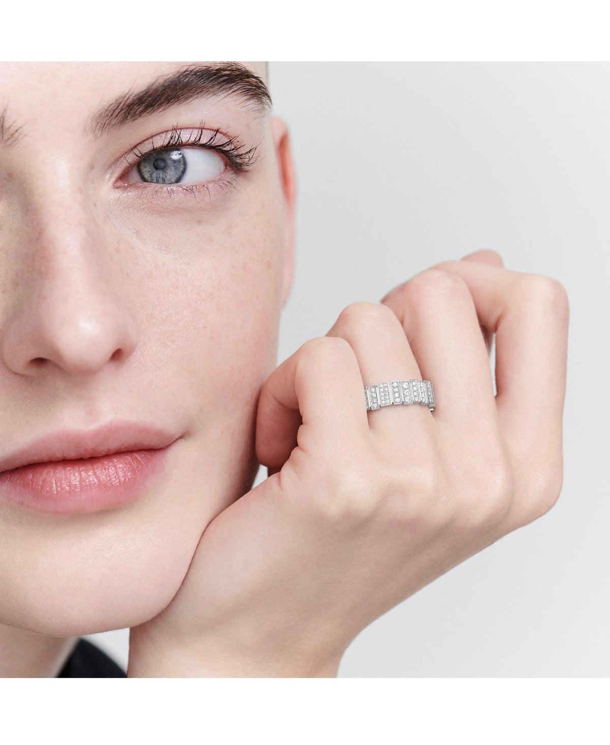 18K Dior Gem Diamonds Ring